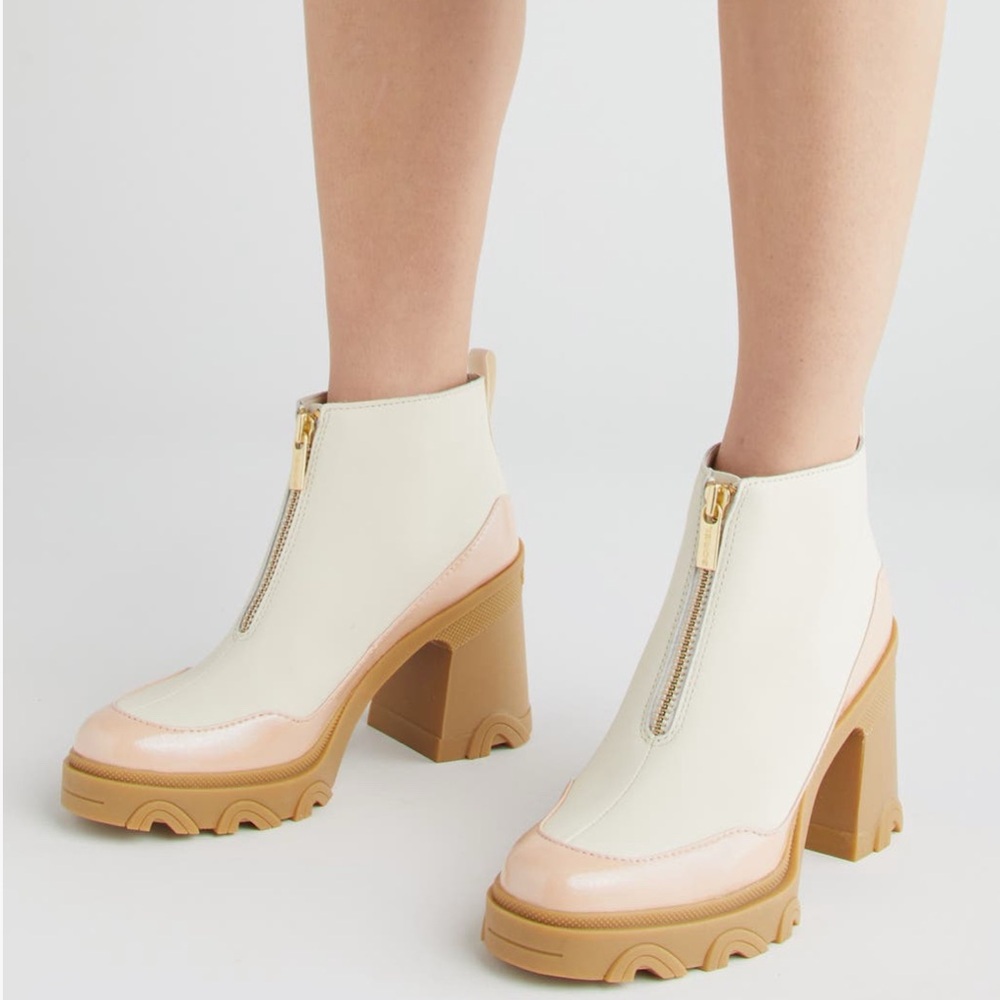 NWT- Sorel Brex Waterproof platform chunk heel  chelsea boot - sz 9.5